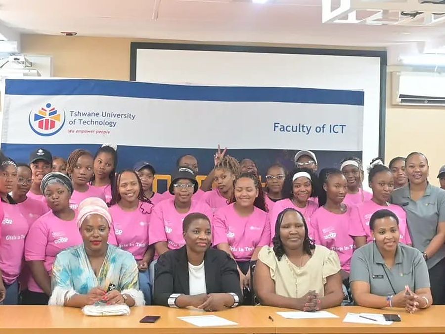 Students at the Girls in Tech programme, Faculty of ICT, Tshwane University of Technology